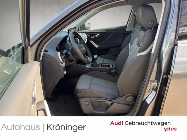 Audi Q2 view 7