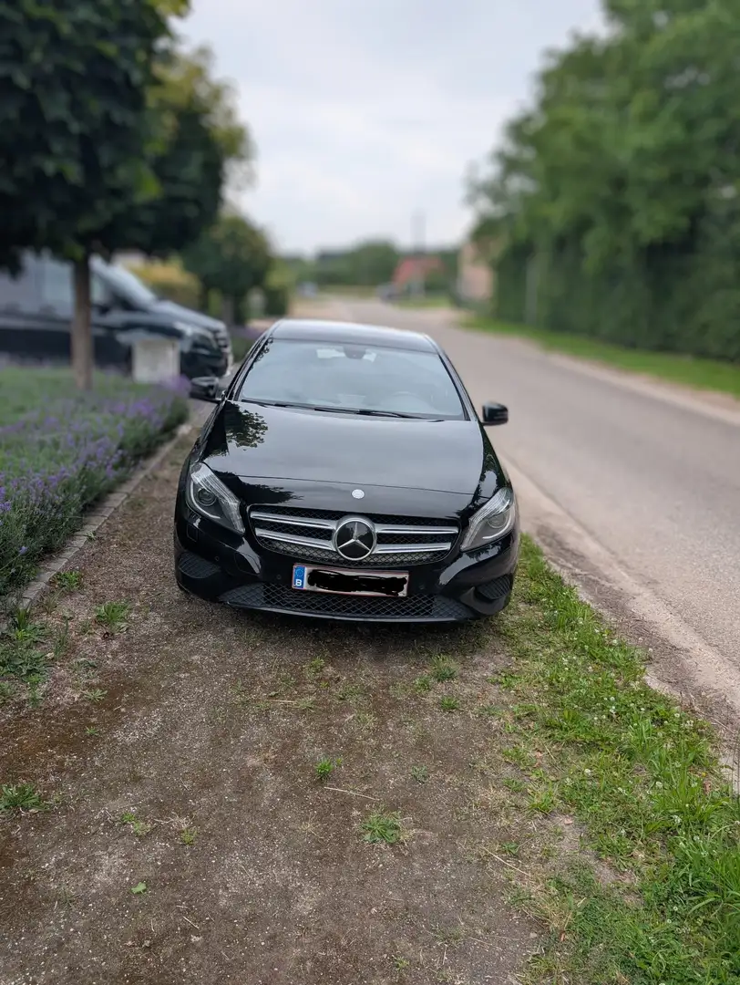 Mercedes-Benz A 180 A 180 Noir - 1
