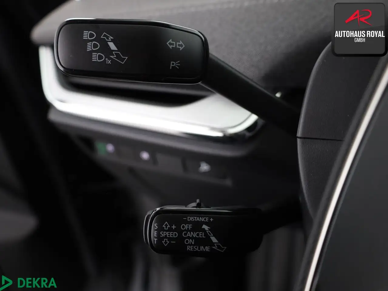 Skoda Enyaq 85 WÄRMEPUMPE,ACC,KESSY,KAMERA,TOTWINKEL, миниатюра 15