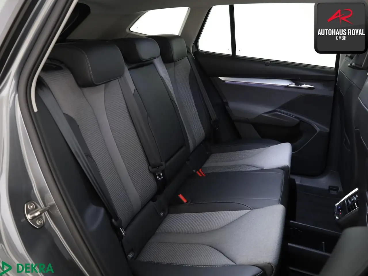 Skoda Enyaq 85 WÄRMEPUMPE,ACC,KESSY,KAMERA,TOTWINKEL, миниатюра 12