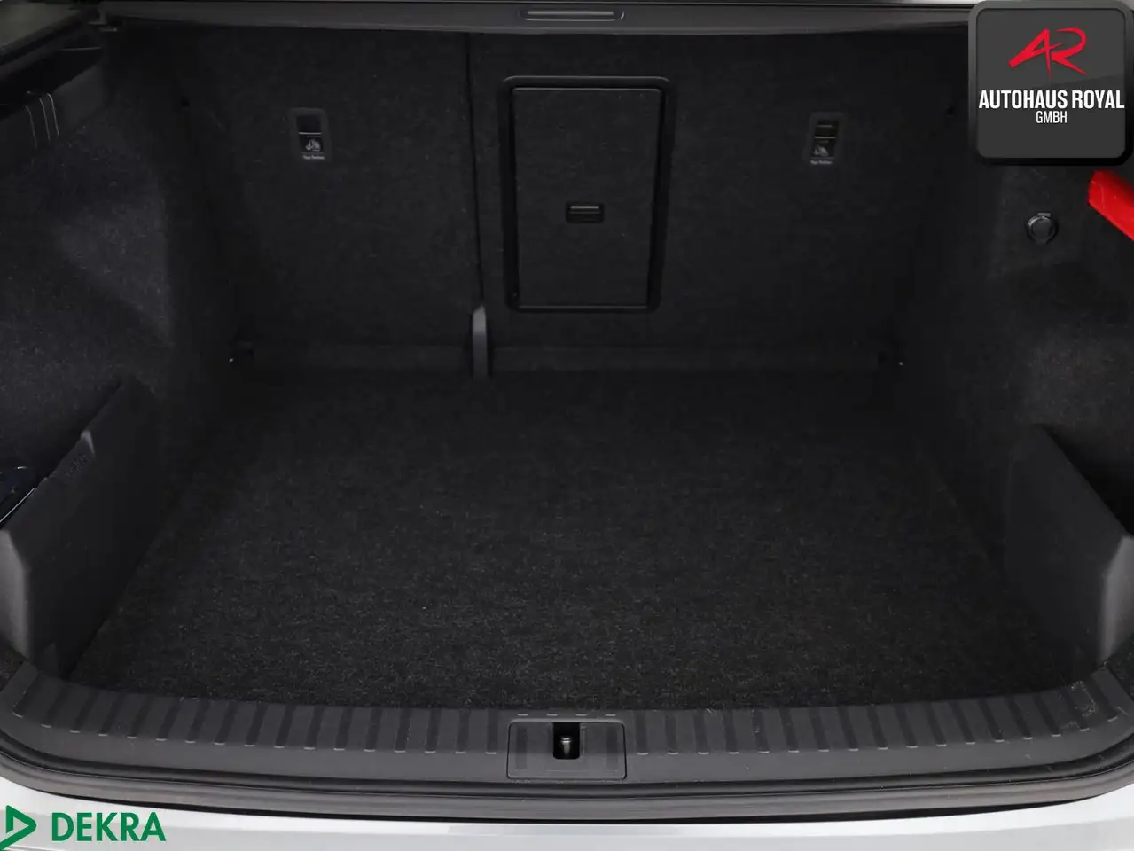 Skoda Enyaq 85 WÄRMEPUMPE,ACC,KESSY,KAMERA,TOTWINKEL, миниатюра 13