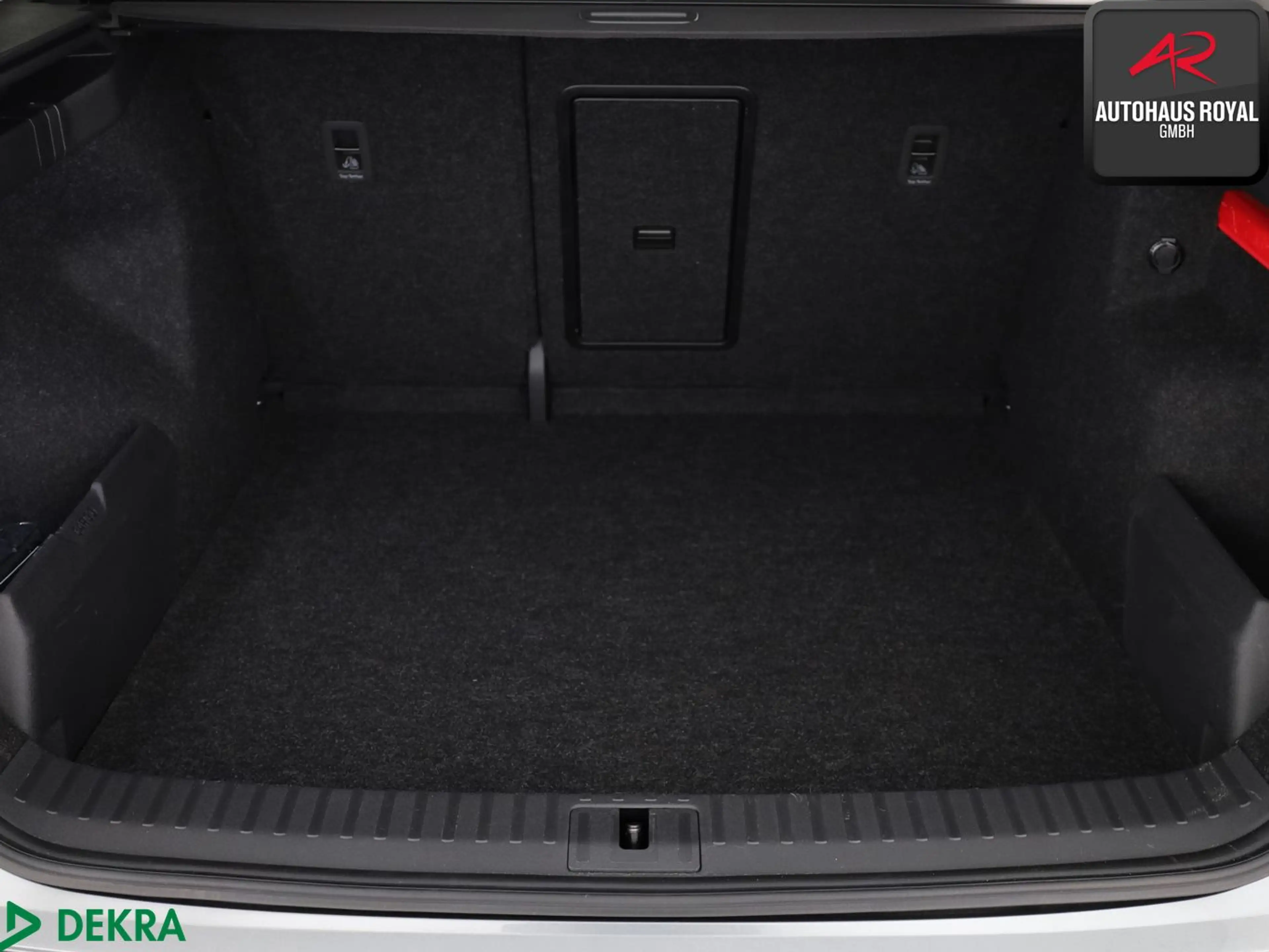 Skoda Enyaq 85 WÄRMEPUMPE,ACC,KESSY,KAMERA,TOTWINKEL — photo 13