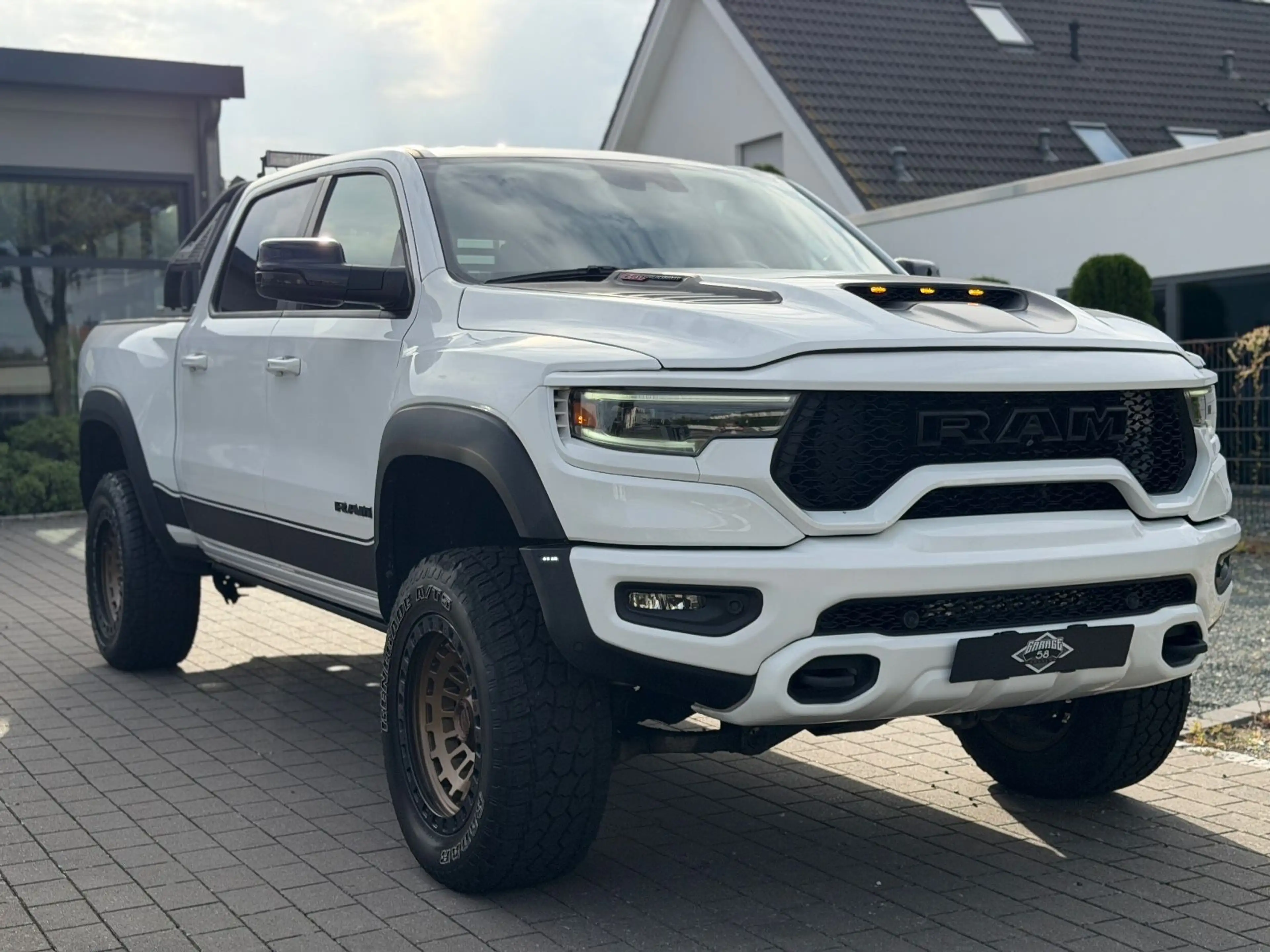 Dodge RAM 1500 5.7 Laramie Sport/6Zoll/TRX Kit/HuD/LPG — photo 4