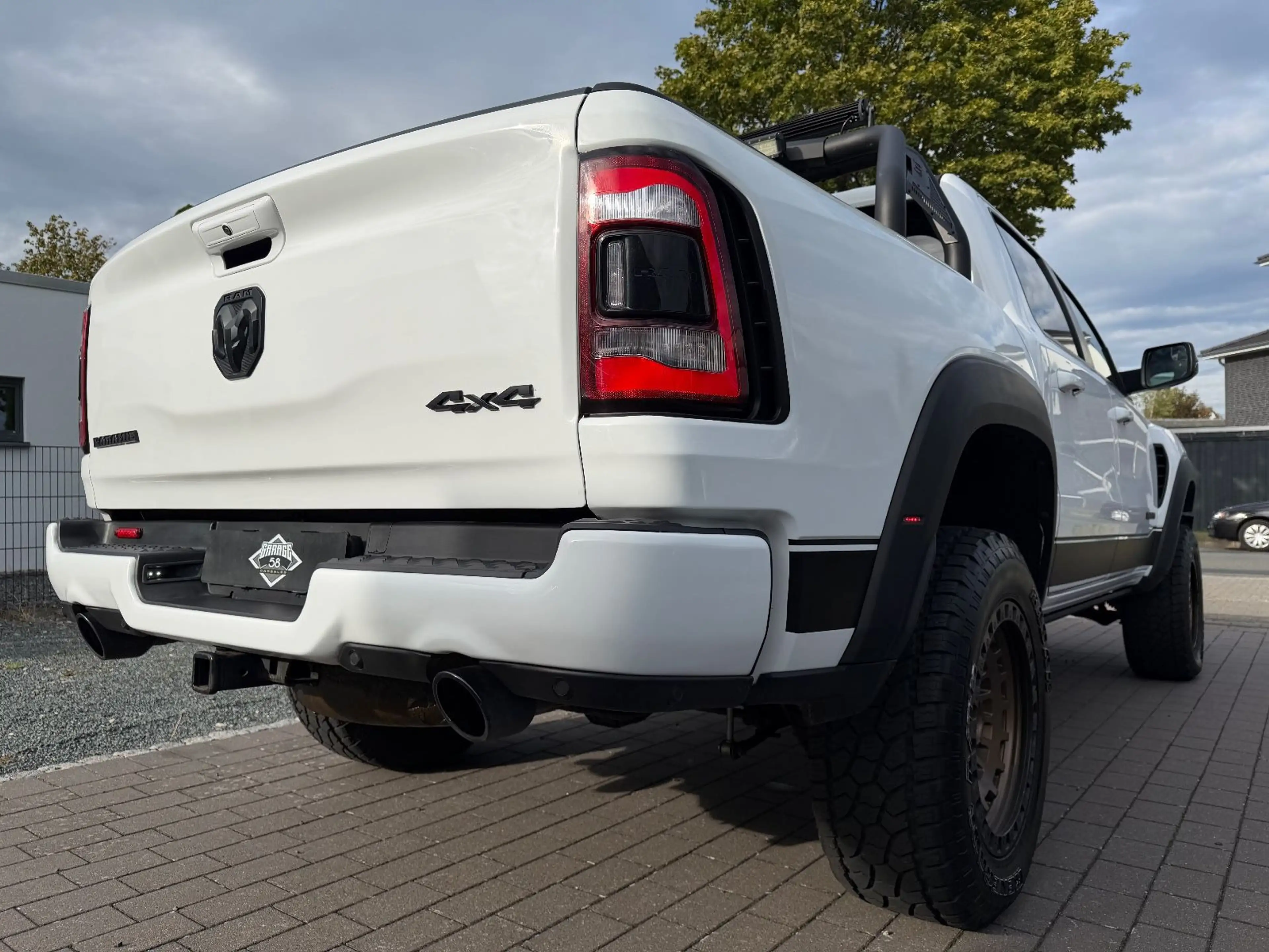 Dodge RAM 1500 5.7 Laramie Sport/6Zoll/TRX Kit/HuD/LPG — photo 15