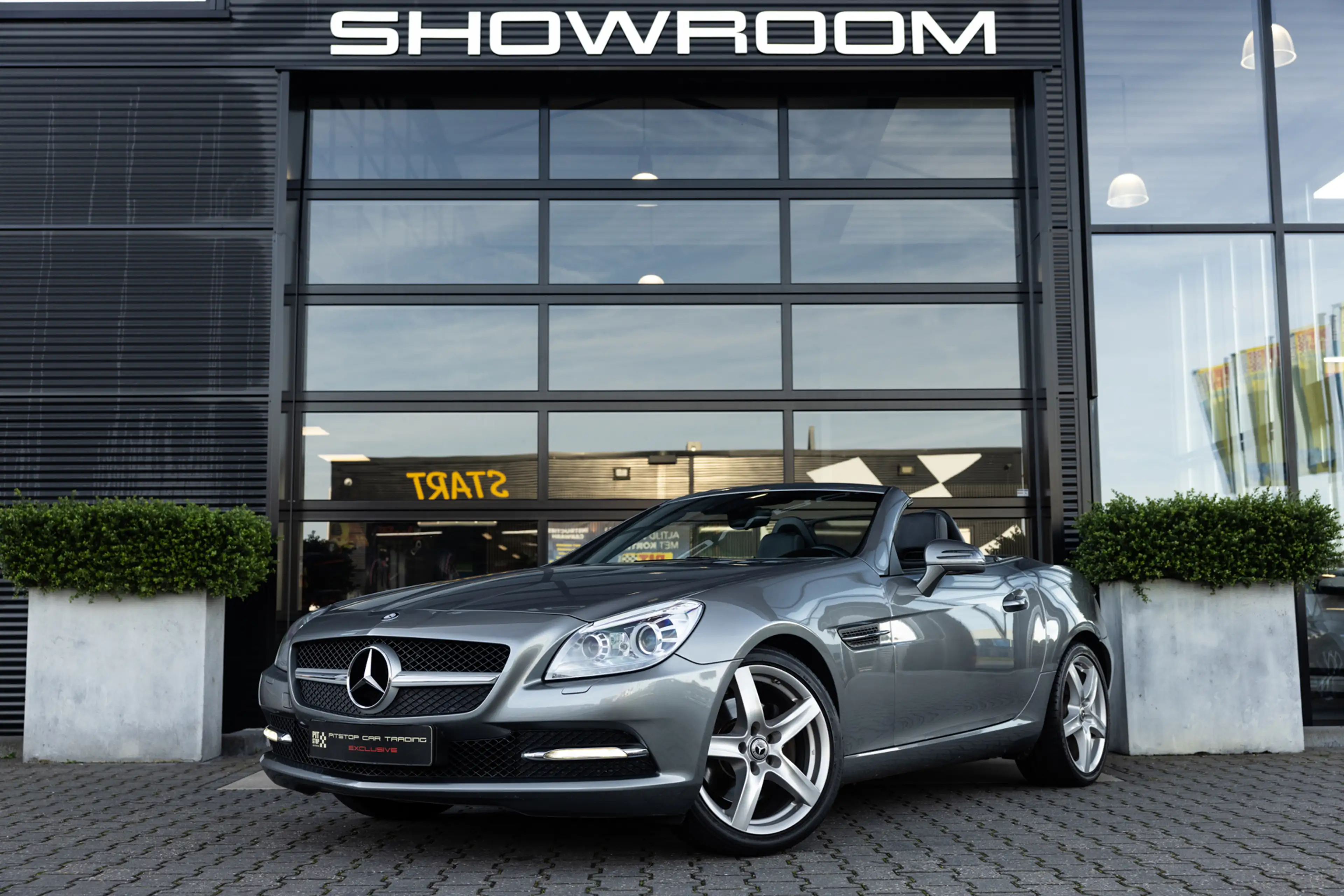 Mercedes-Benz SLK 250 204 PK, AMG, Panoramadak, Cruise, Dealer onderhoud — photo 2