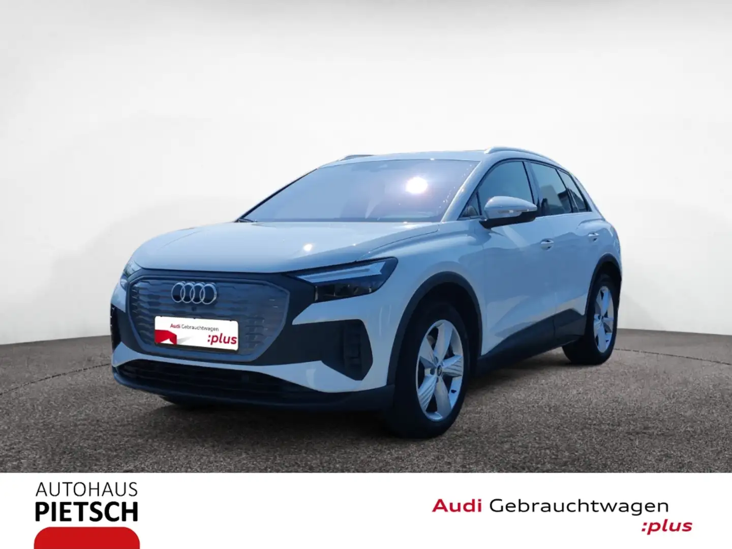 Audi Q4 e-tron 40 e-tron 77 kWh MMI plus Panorama Komfort Weiß - 1
