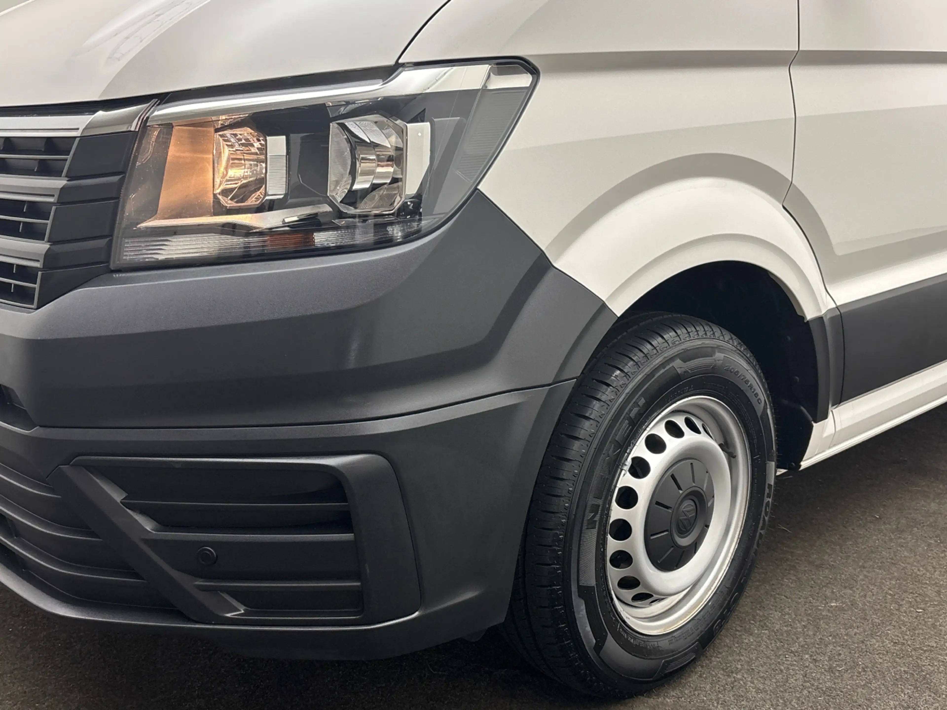 Volkswagen Crafter Kasten mittlerer Radstand2.0 TDI CarPlay — photo 6