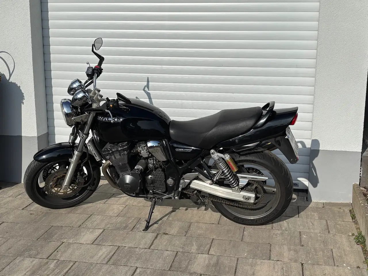 Suzuki GSX 750