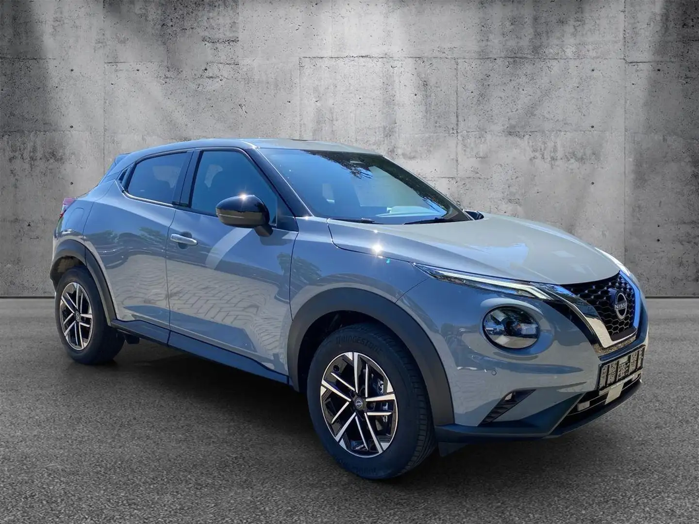 Nissan Juke AT N-Connecta//Navi/T.Leder/S.hzg/R.Cam/ Gris - 2