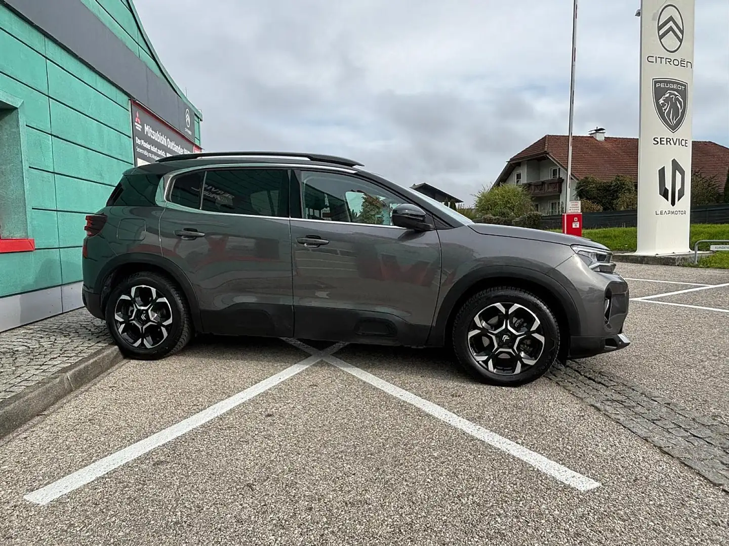 Citroen C5 Aircross BlueHDI 130 S&S EAT8 Plus Grau - 2