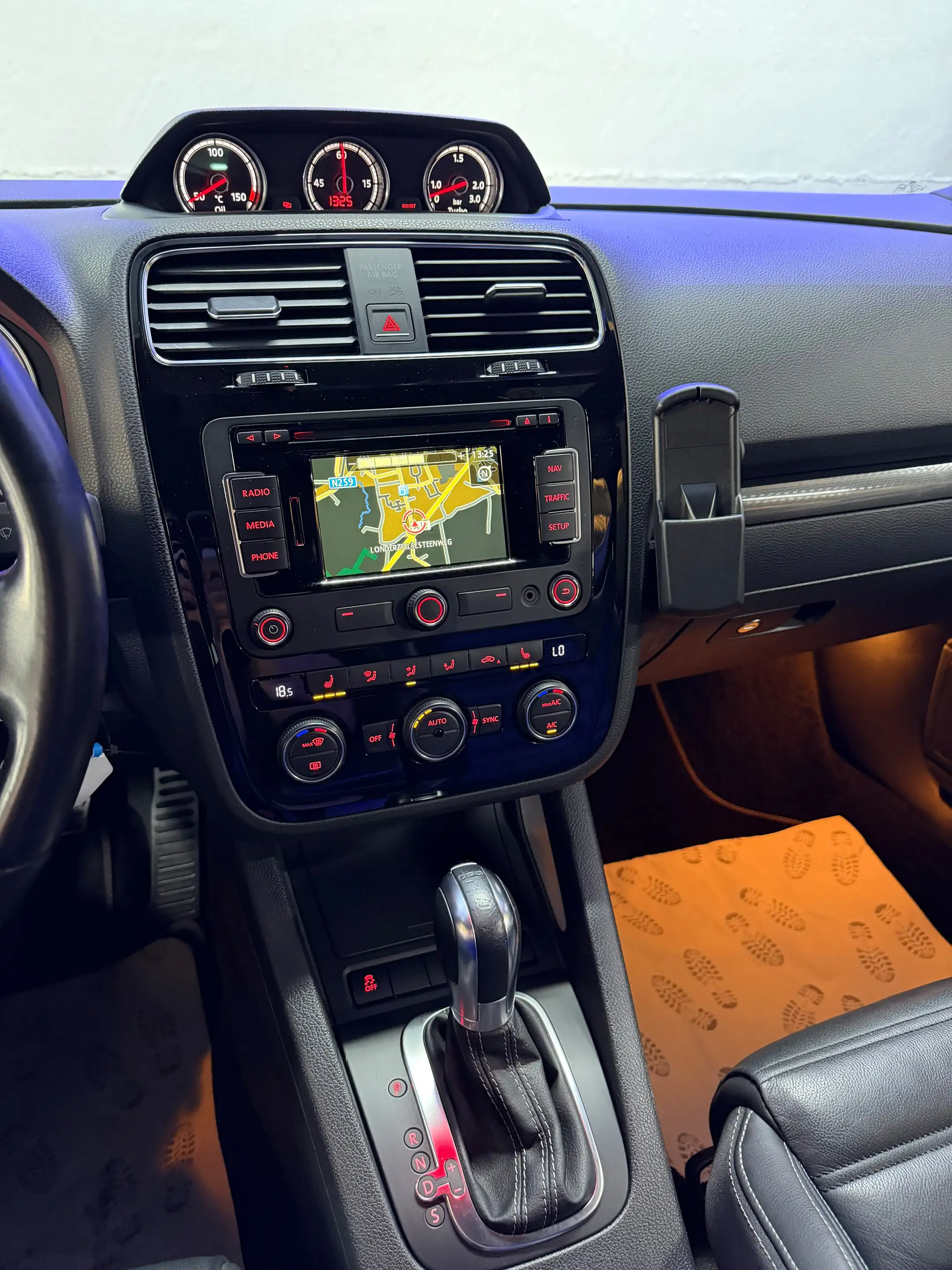 Volkswagen Scirocco Scirocco 2.0 TSI DSG — photo 10