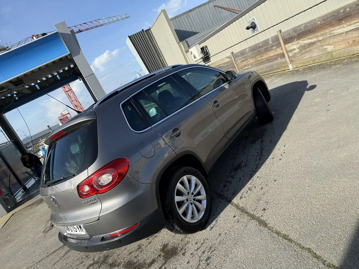 Volkswagen Tiguan 2.0 TDI 140 FAP Bluemotion Technology Sportline - 2