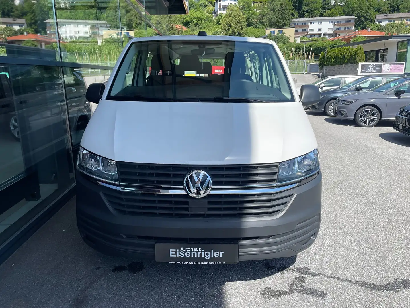 Volkswagen T6.1 Transporter Kombi LR TDI Weiß - 2