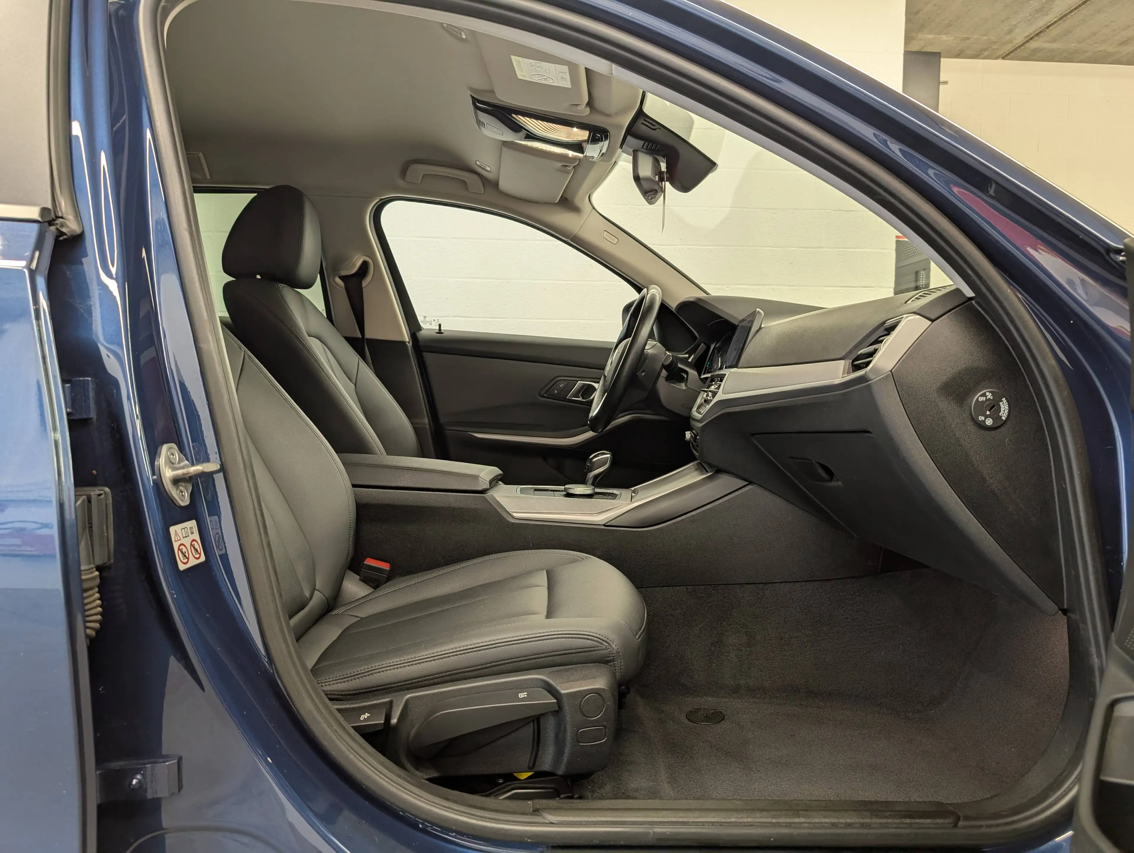 BMW 316 dA Touring G21 **CUIR-LED-NAVI-DIGITAL-PARKING** — photo 6