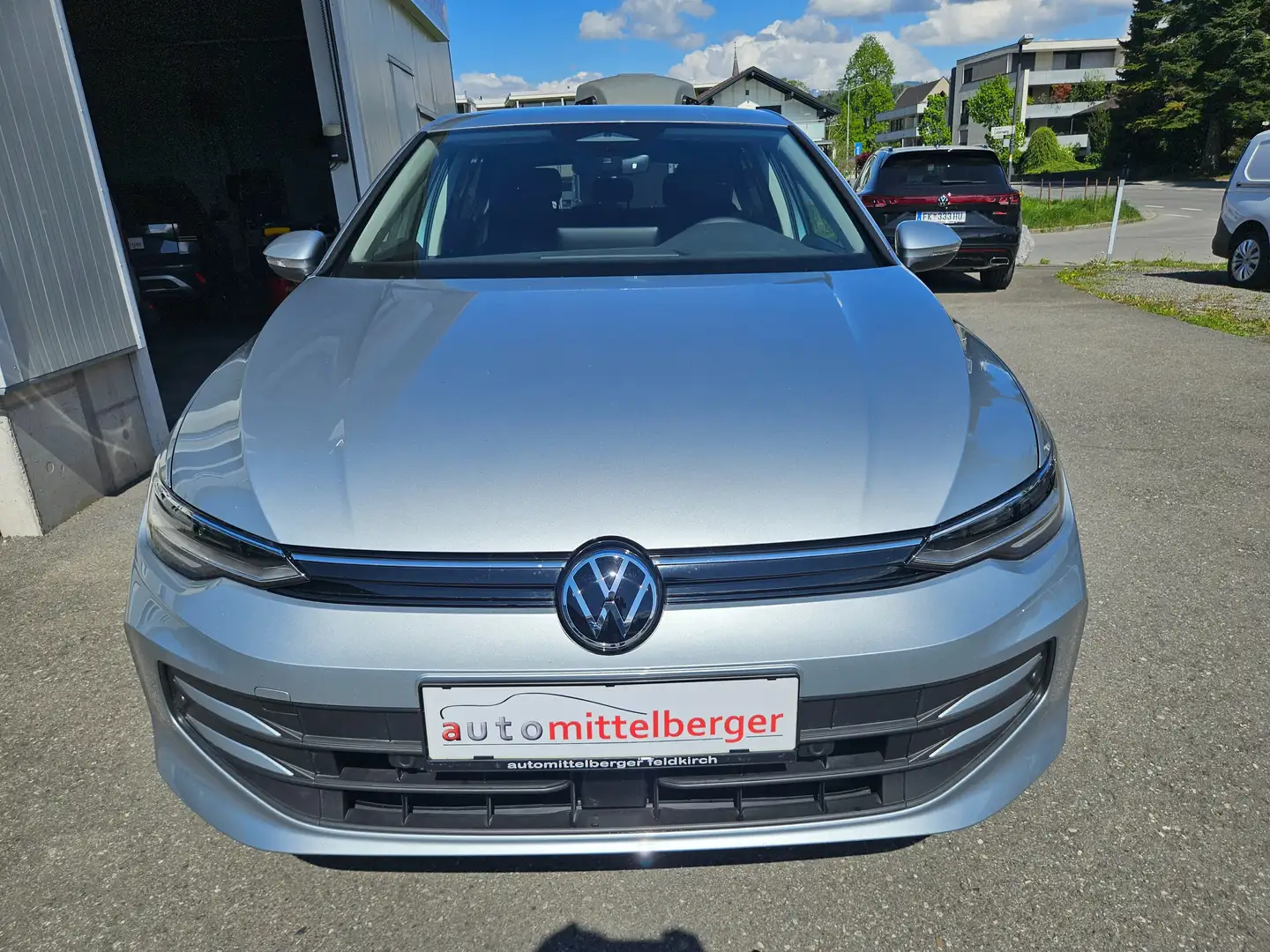 Volkswagen Golf Rabbit 1.5 TSI "AHV, Winterpaket, ACC" Grau - 2