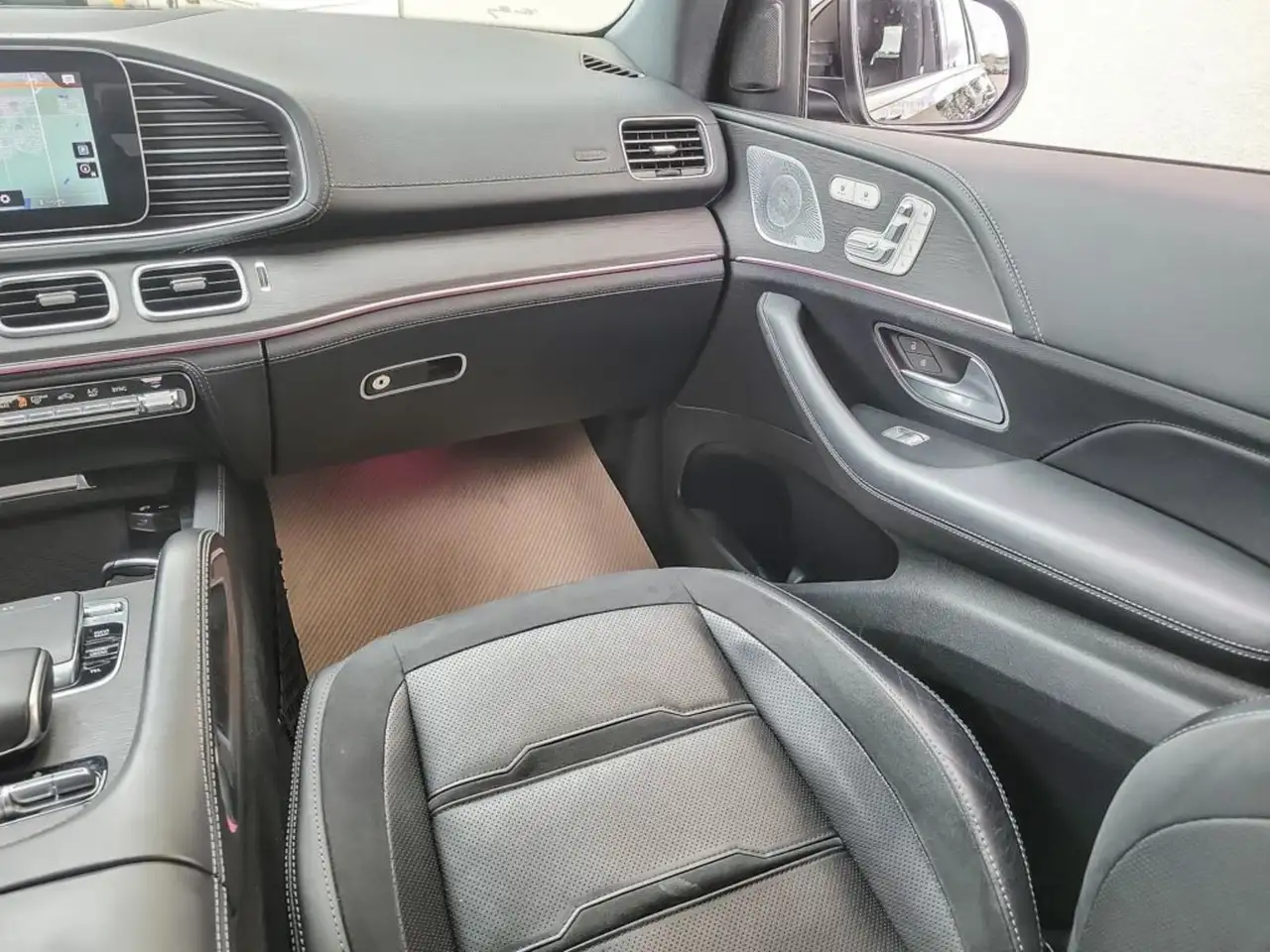 Mercedes-Benz GLE снимка Mercedes-Benz GLE