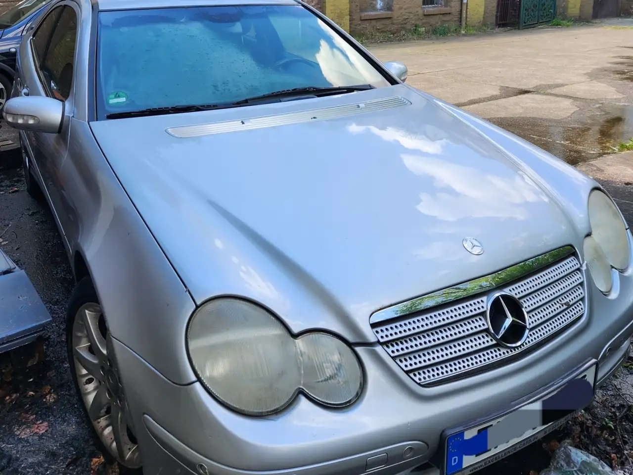 Mercedes-Benz C 200