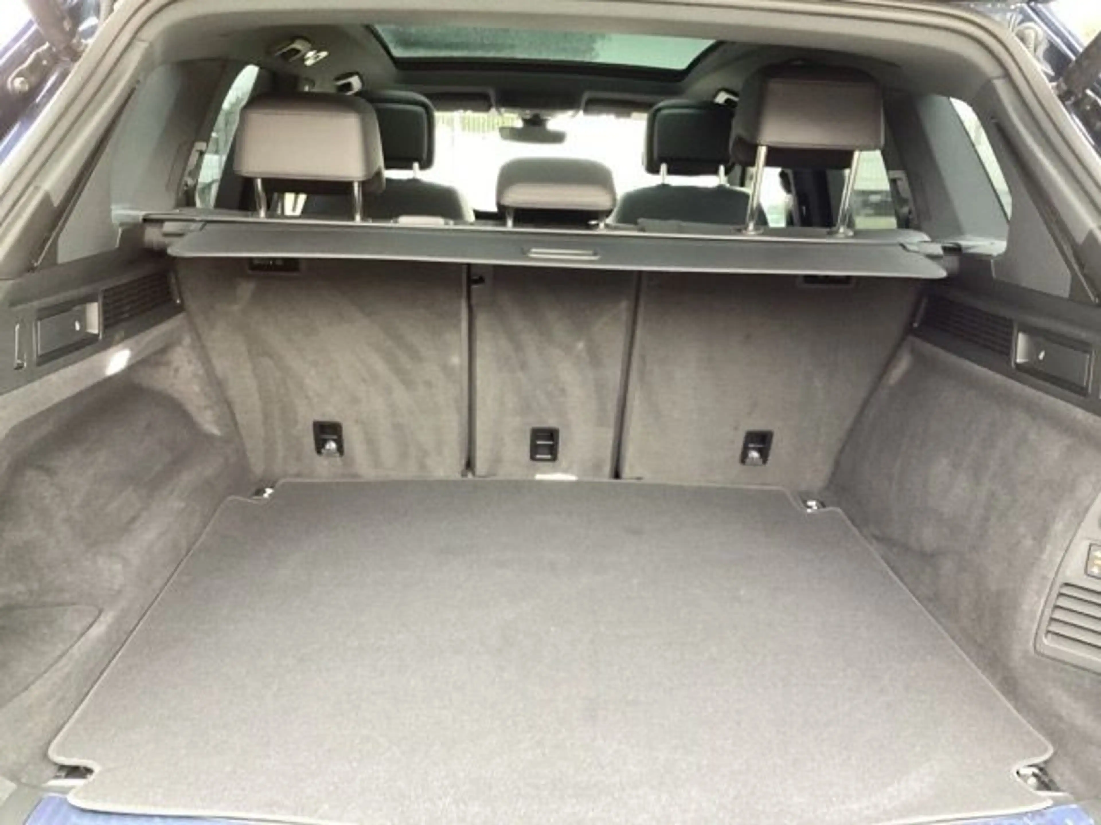 Volkswagen Touareg 3.0 TDI DSG 4M Edition 20 AHK,Pano,Luft, — photo 13