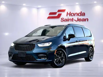 Blue 2025 Chrysler Pacifica Minivan Front-Wheel Drive 9-Speed Automatic