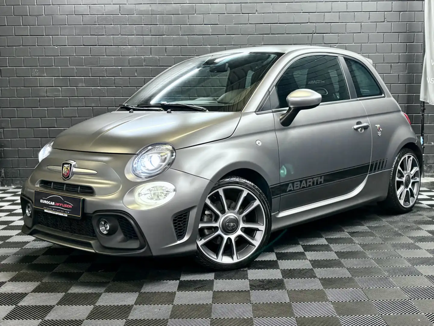Abarth 595 Turismo 595 TURISMO 165CV * GRIS MAT* Gris - 1