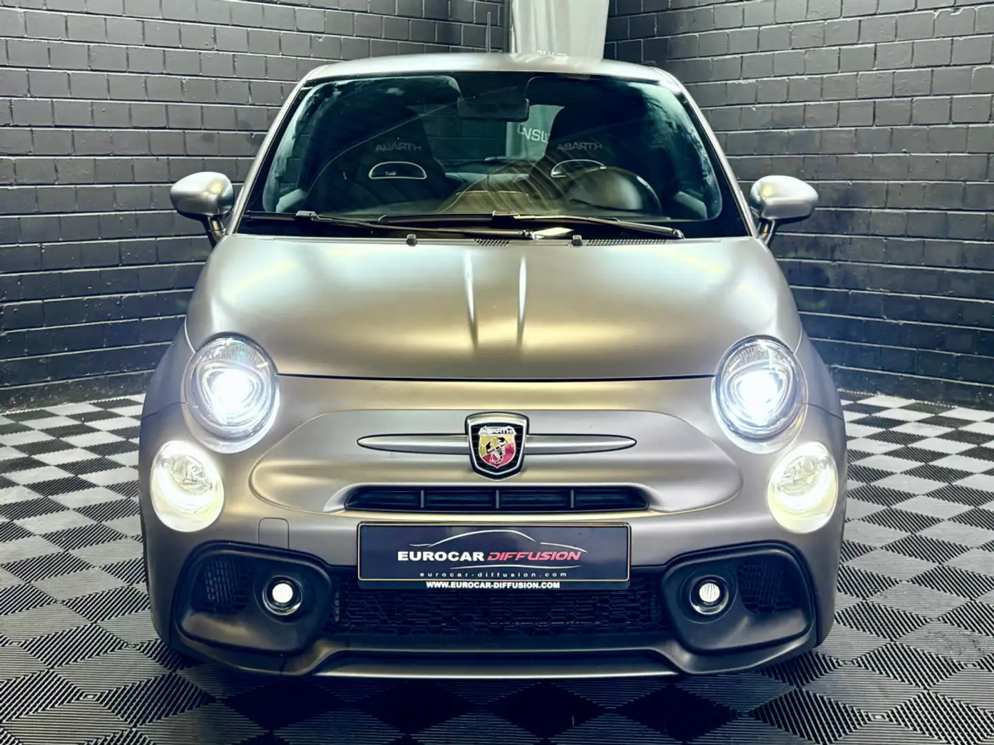 Abarth 595 Turismo 595 TURISMO 165CV * GRIS MAT* Gris - 2