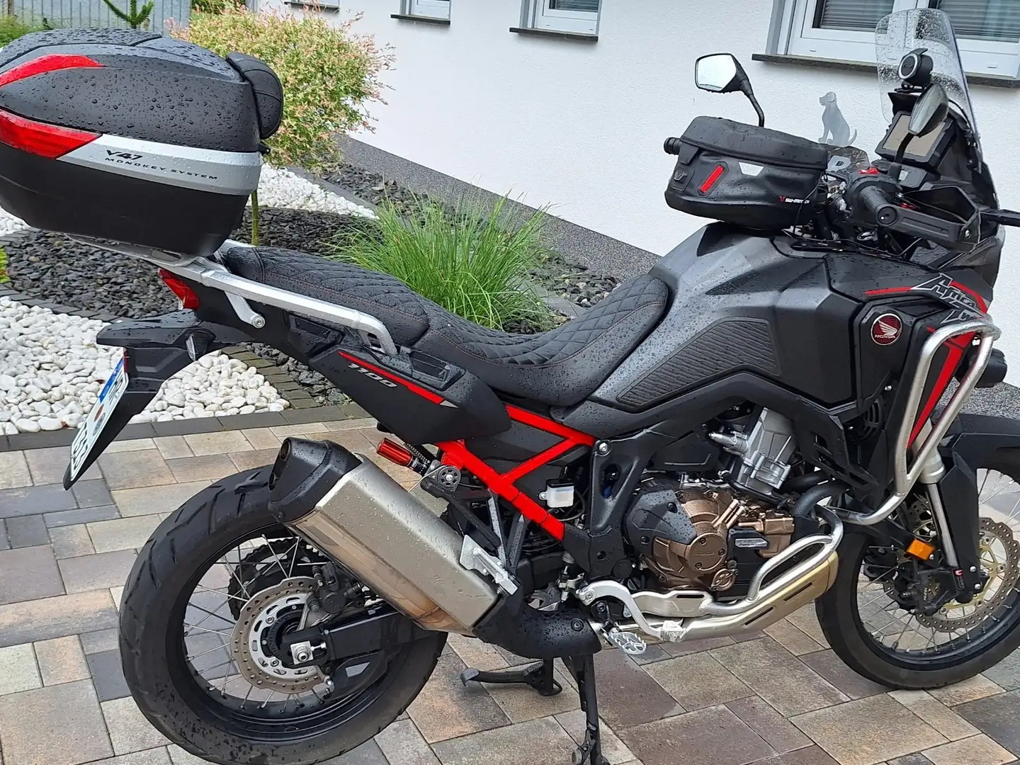 Honda CRF 1100 Africa Twin DCT Czarny - 1
