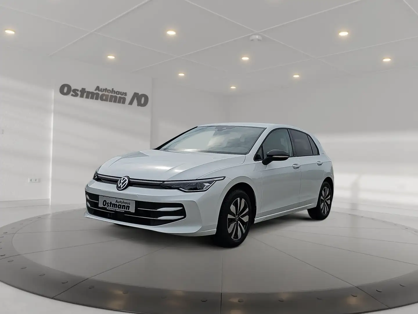 Volkswagen Golf VIII 1.5 eTSI W Goal ACC AUT Akustikglas Weiß - 1