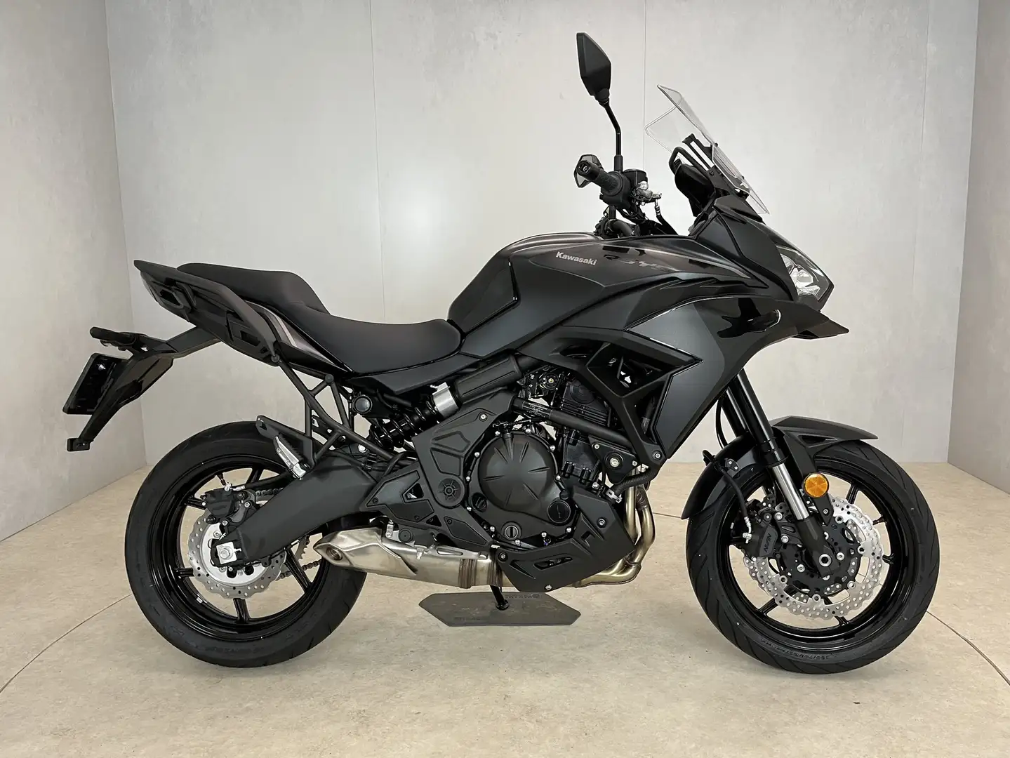 Kawasaki Versys 650 Negru - 1