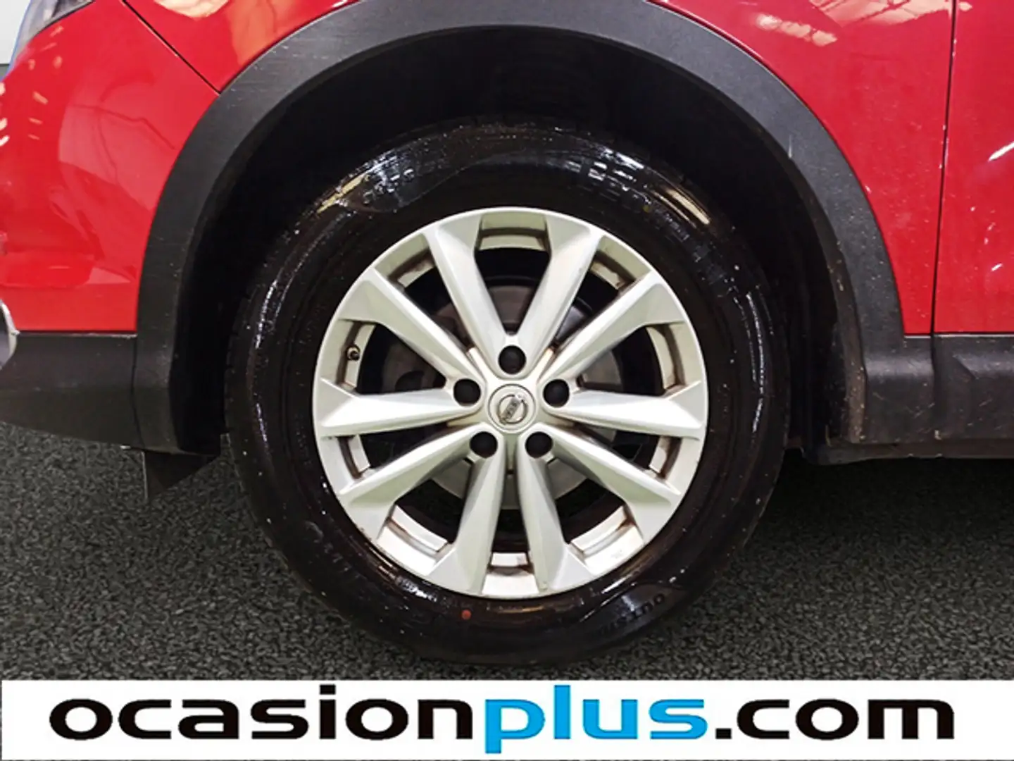 Nissan Qashqai 1.2 DIG-T Acenta 4x2 Rojo - 2