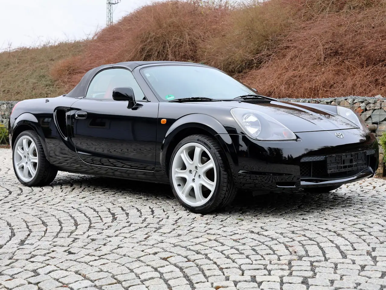 Toyota MR 2