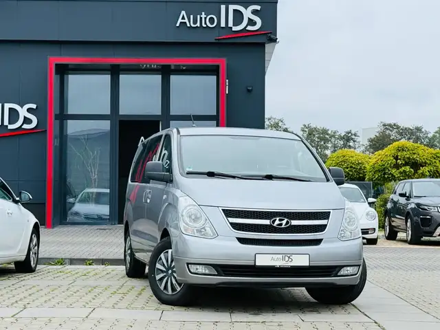 Hyundai H-1 Premium Automatik 8 Sitzer/Standheizug.Aut.
