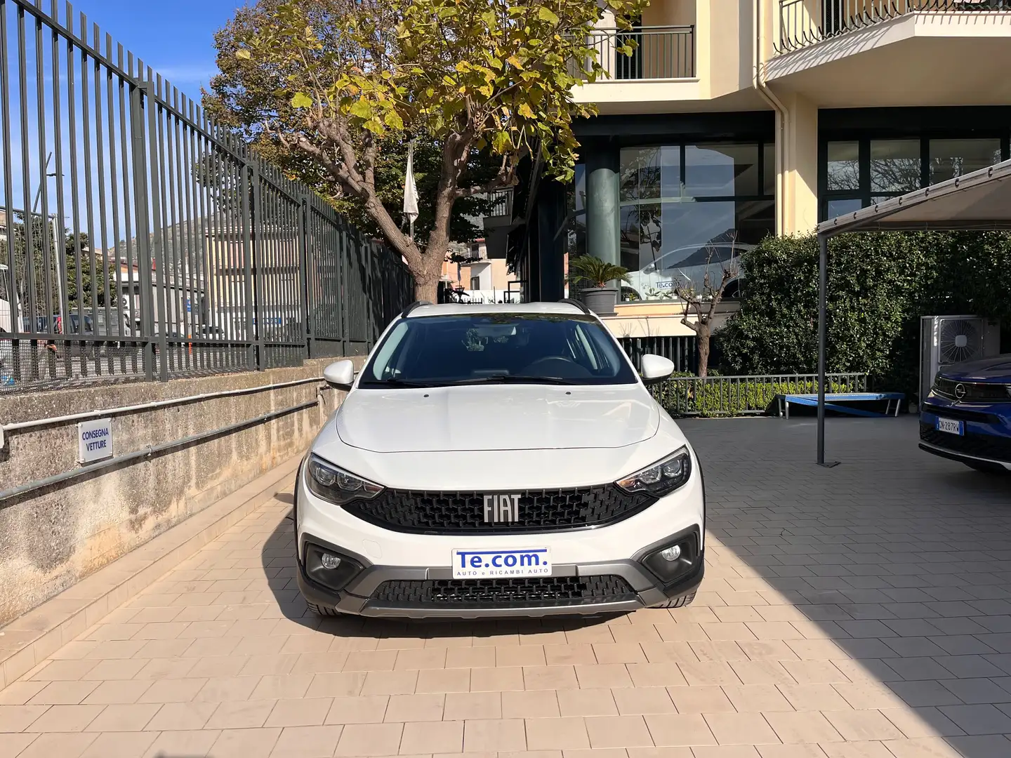 Fiat Tipo 5p 1.3 mjt 95cv Cross Navi Apple Bloccacambio Weiß - 2