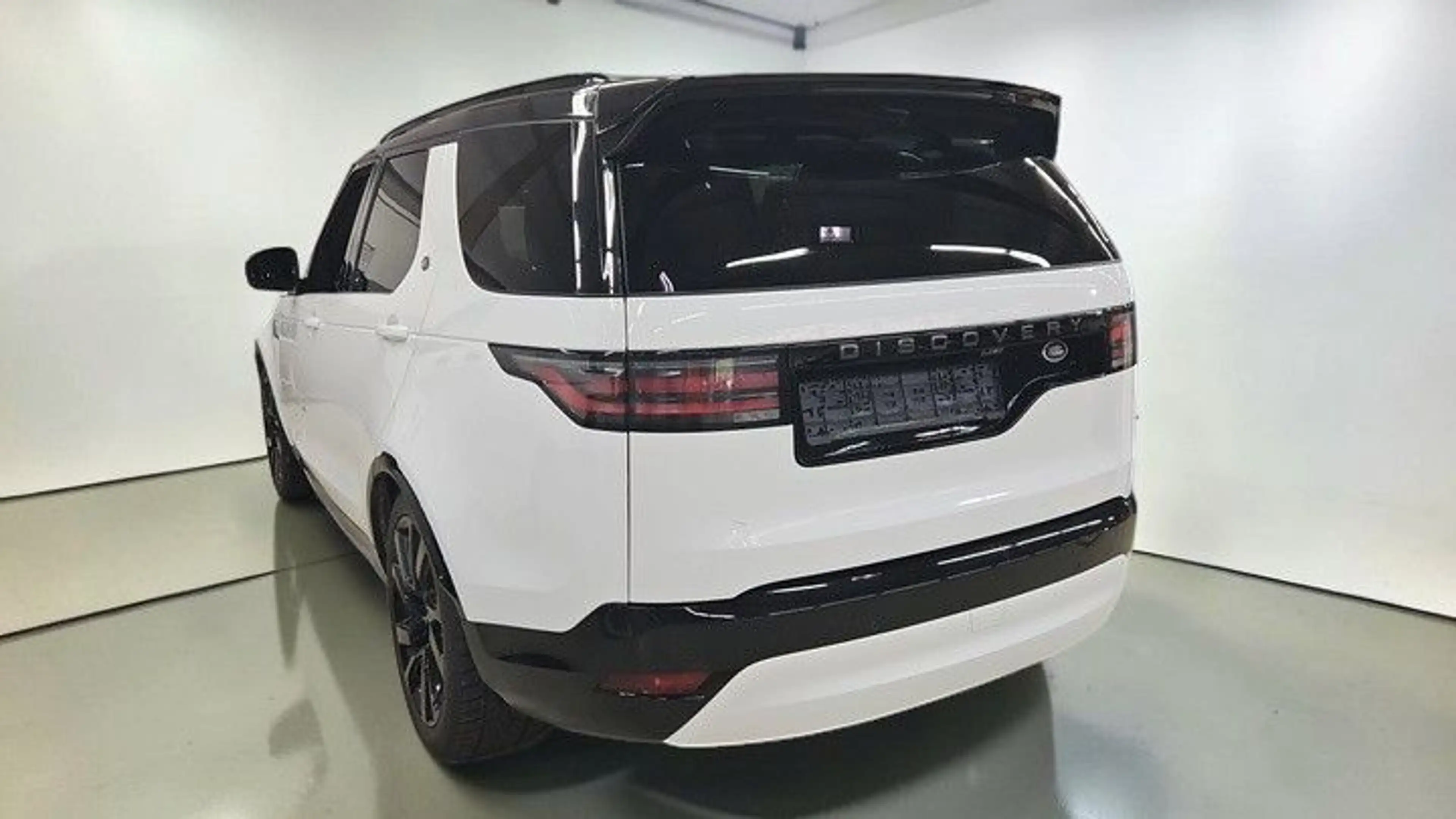 Land Rover Discovery 5 R-Dynamic SE D250 AWD*PANO*SPERRE*AH — photo 4