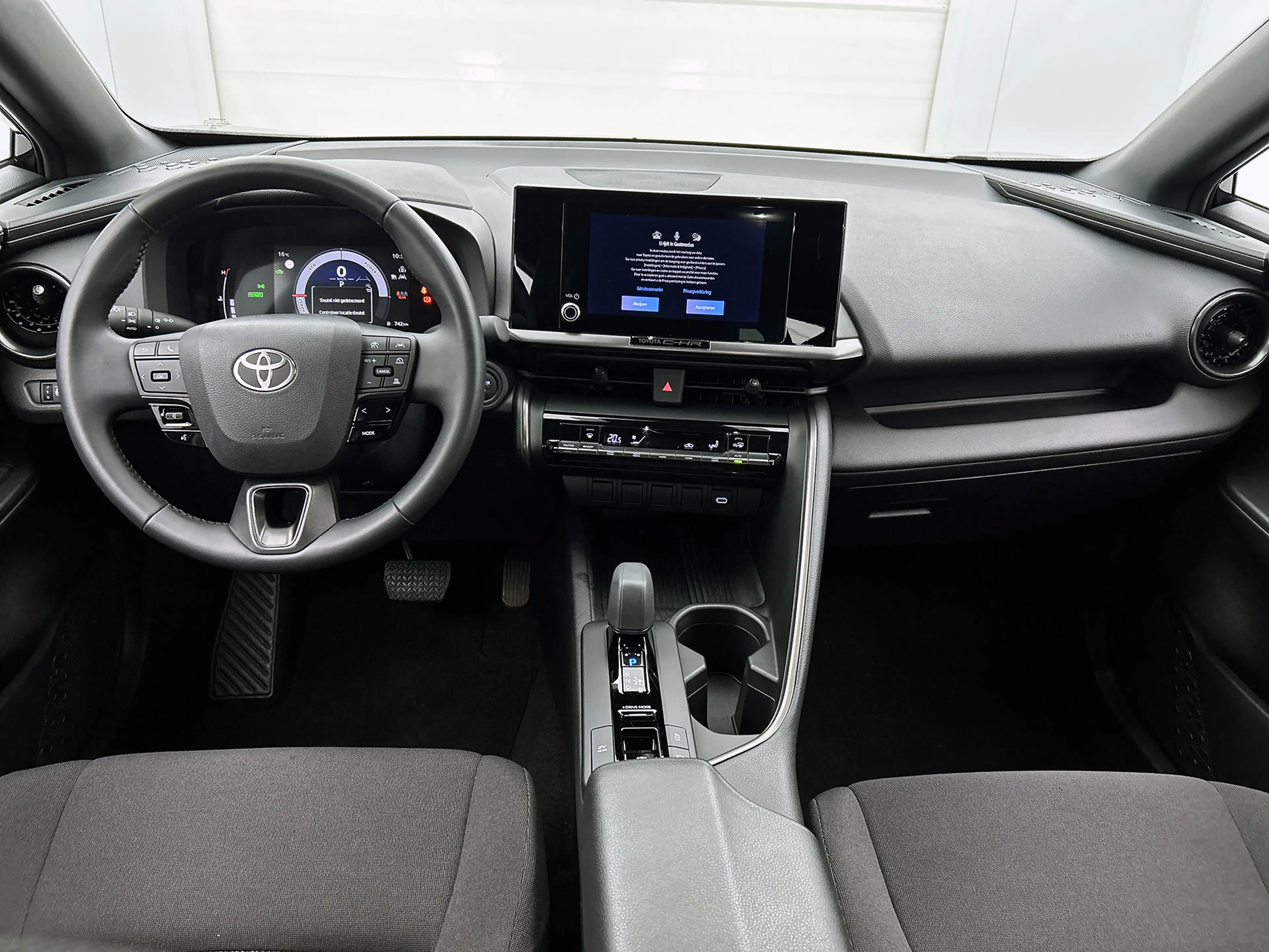 Toyota C-HR 1.8 Hybrid 140 Active | BTW voertuig | Dodehoek de — photo 4