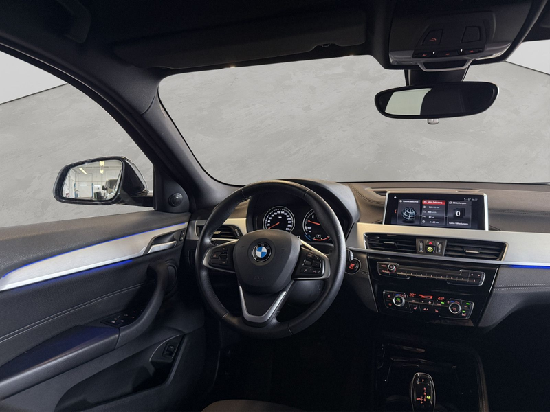 BMW X2 sDrive 18i LED-KAM-NAVIPRO-SHADOWLINE-SHZ — photo 13