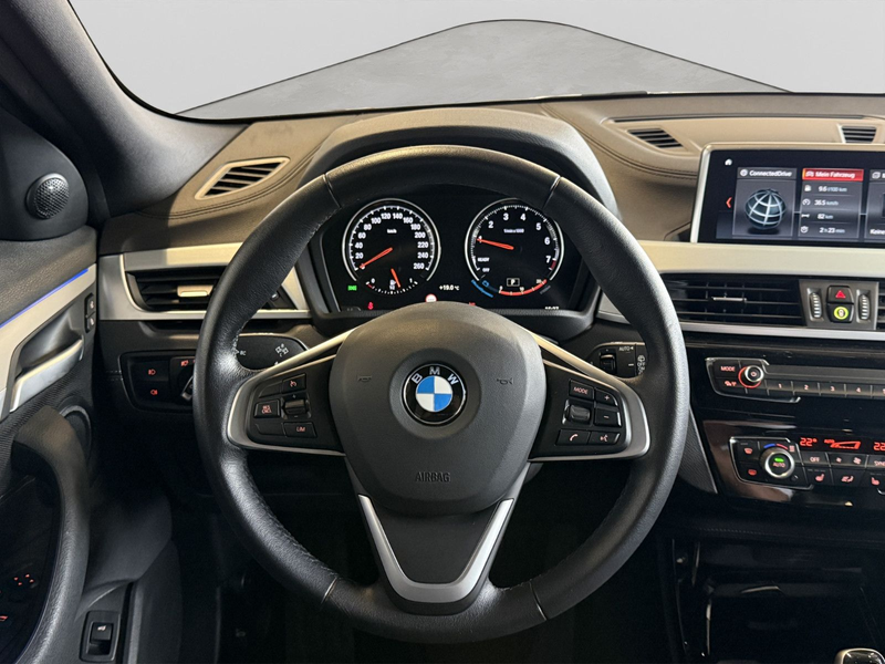 BMW X2 sDrive 18i LED-KAM-NAVIPRO-SHADOWLINE-SHZ — photo 14