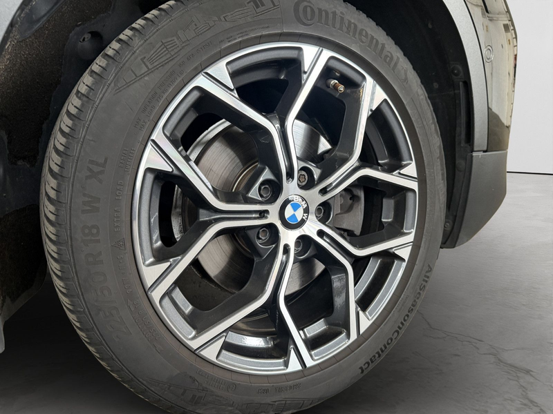 BMW X2 sDrive 18i LED-KAM-NAVIPRO-SHADOWLINE-SHZ — photo 9