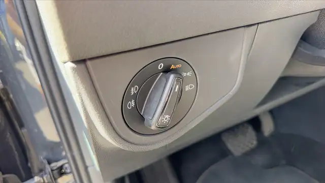 Volkswagen Polo view 13