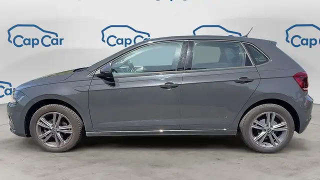 Volkswagen Polo view 2