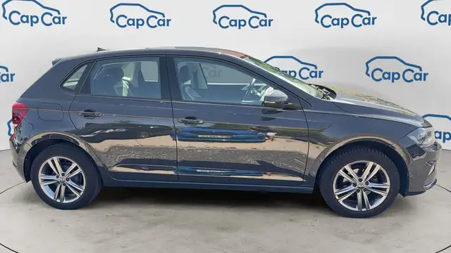 Volkswagen Polo view 4
