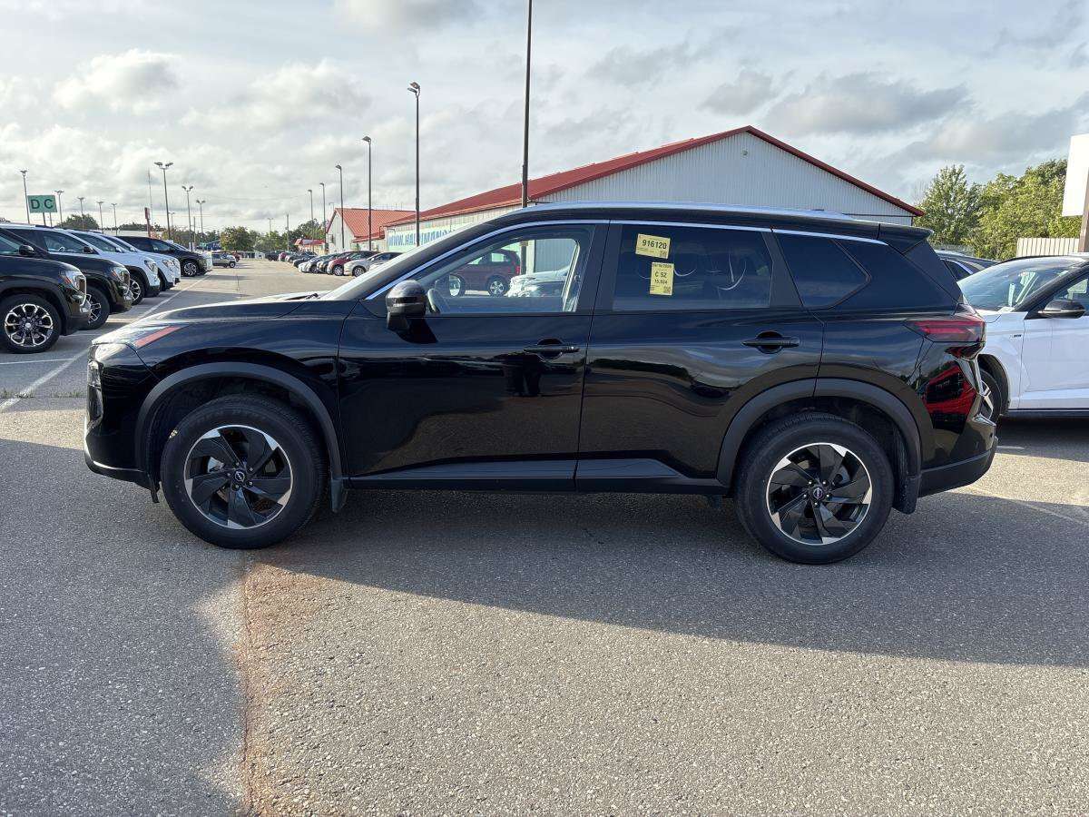 2026 Nissan Rogue SV AWD | One Owner | No Accidents | Pano. Roof