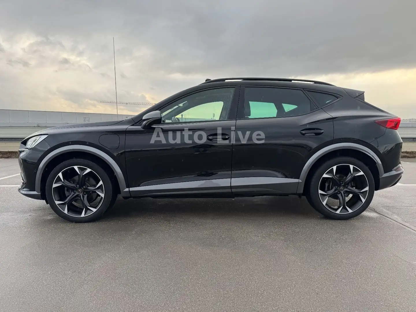 CUPRA Formentor 1.4 e-HYBRID*DSG*VIRTUAL*NAV*PANO*LED! Чёрный - 2