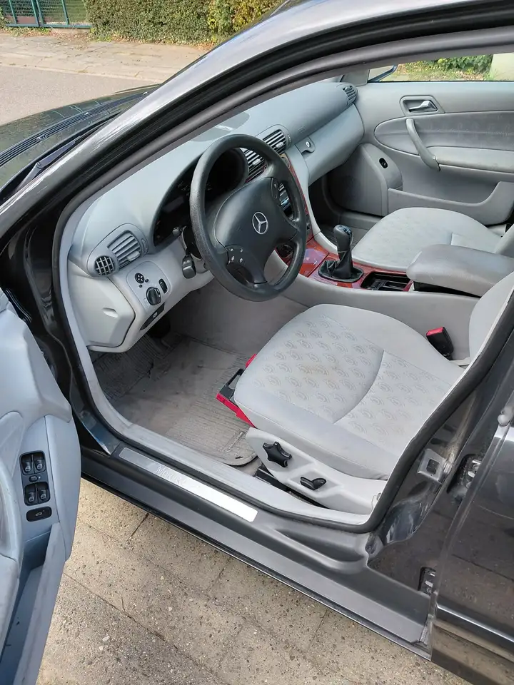Mercedes-Benz C 180 Classic, foto 5