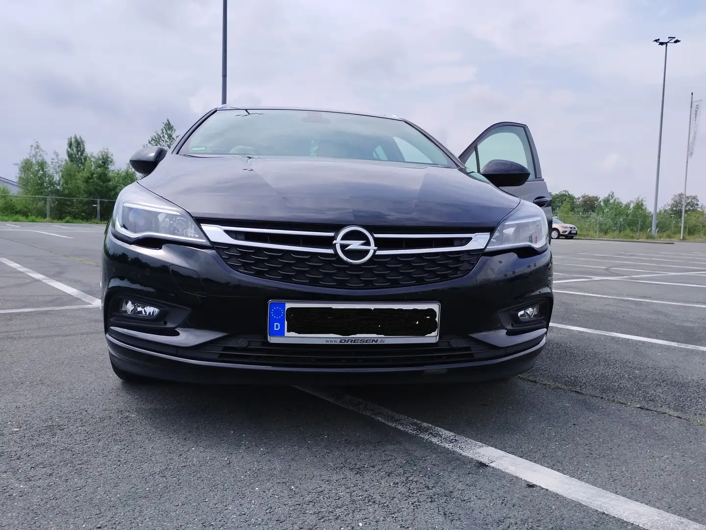 Opel Astra Astra 1.0 Turbo Start/Stop Sports Tourer 120 Jahre Schwarz - 2