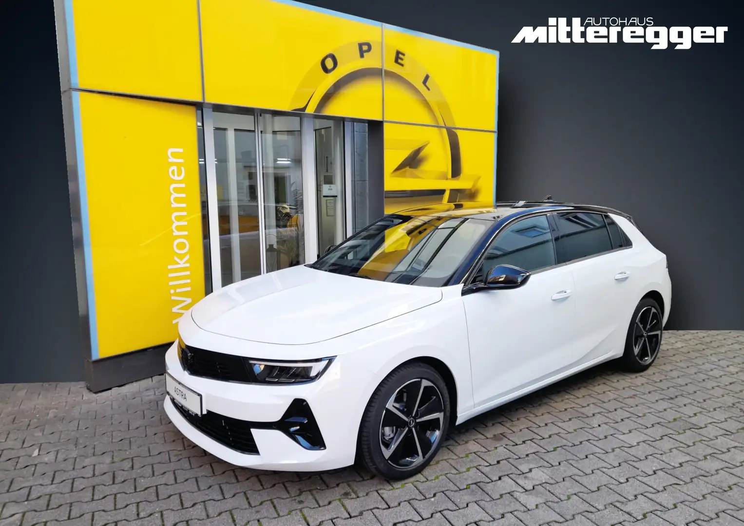 Opel Astra 1.2 Turbo GS, 360°Kamera, LED, LHZ/SHZ, DAB,... Weiß - 1