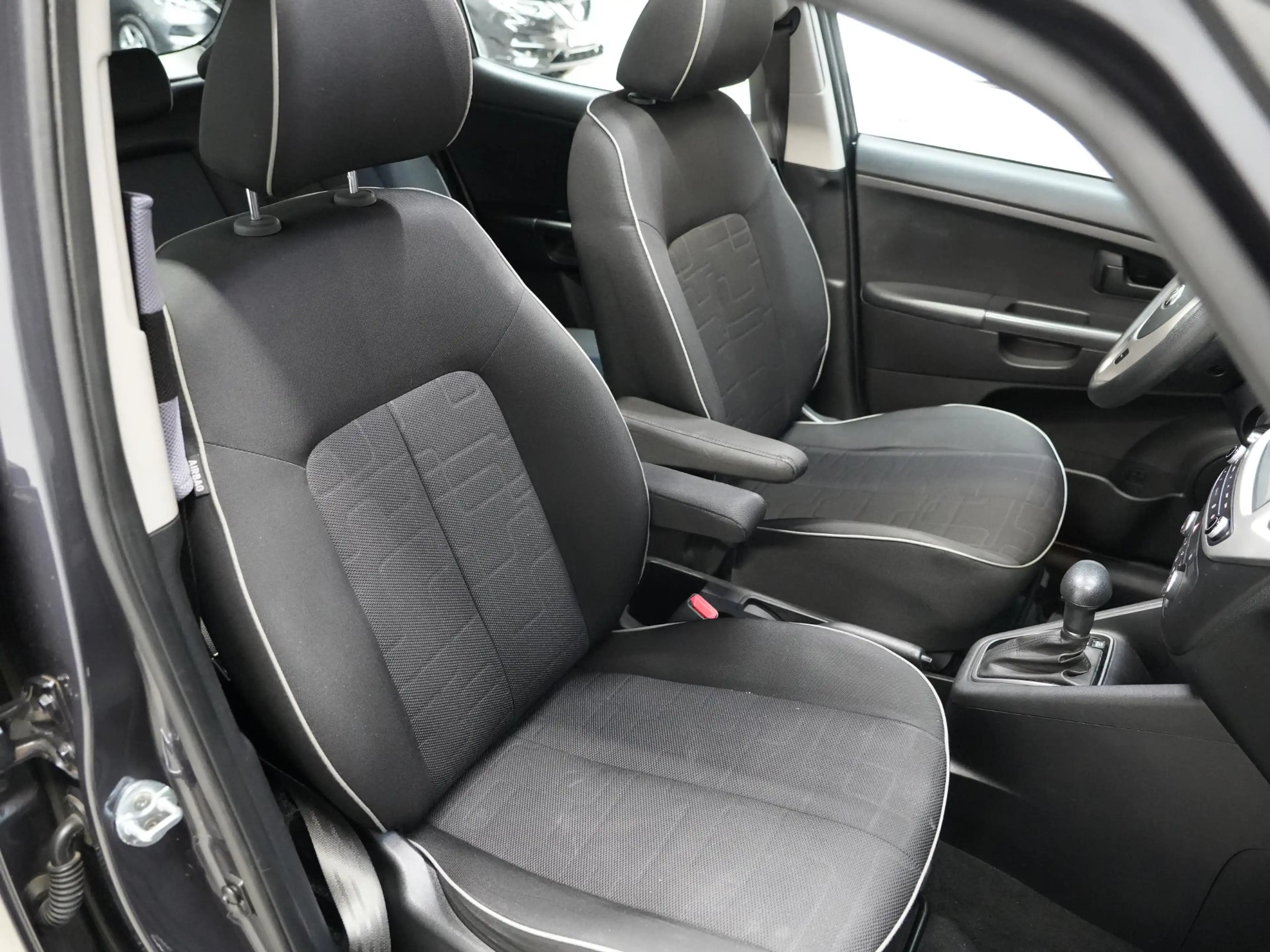 Kia Venga 1.6 CVVT PlusPack ✅Panodak✅Trekhaak✅All Season✅Nav — photo 7