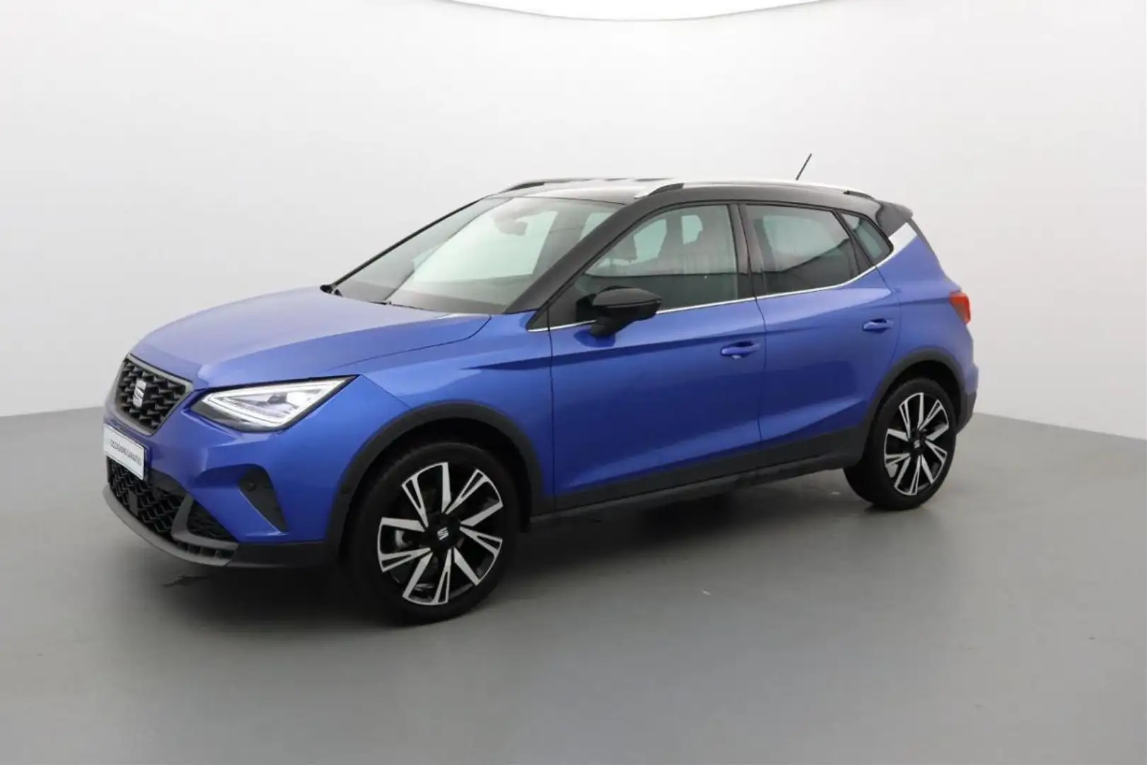 SEAT Arona - 03/2024 14 733 KMS Fr 1.0 TSI 110 DSG Bleu - 1