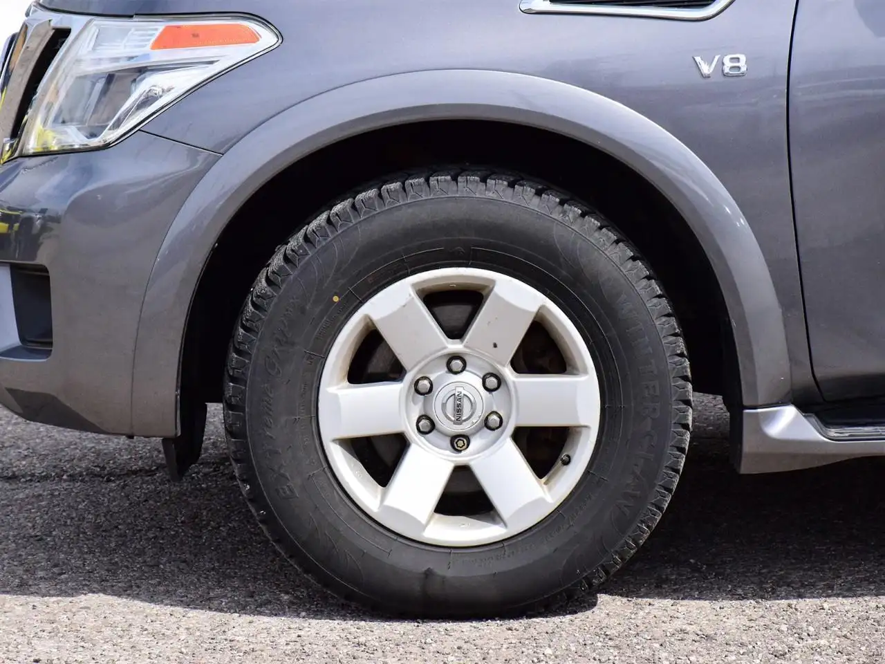Nissan Armada снимка Nissan Armada