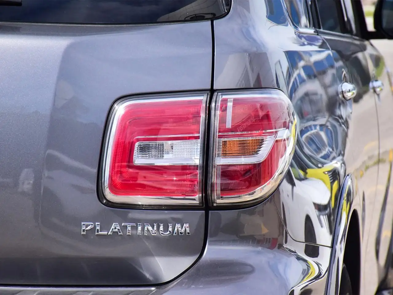 Nissan Armada снимка Nissan Armada