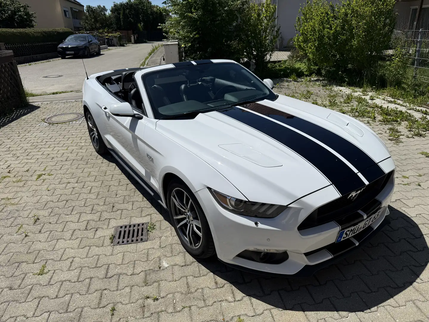 Ford Mustang Mustang Convertible 5.0 Ti-VCT V8 Aut. GT US Weiß - 2